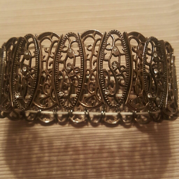none Jewelry - Antique Look Bracelet